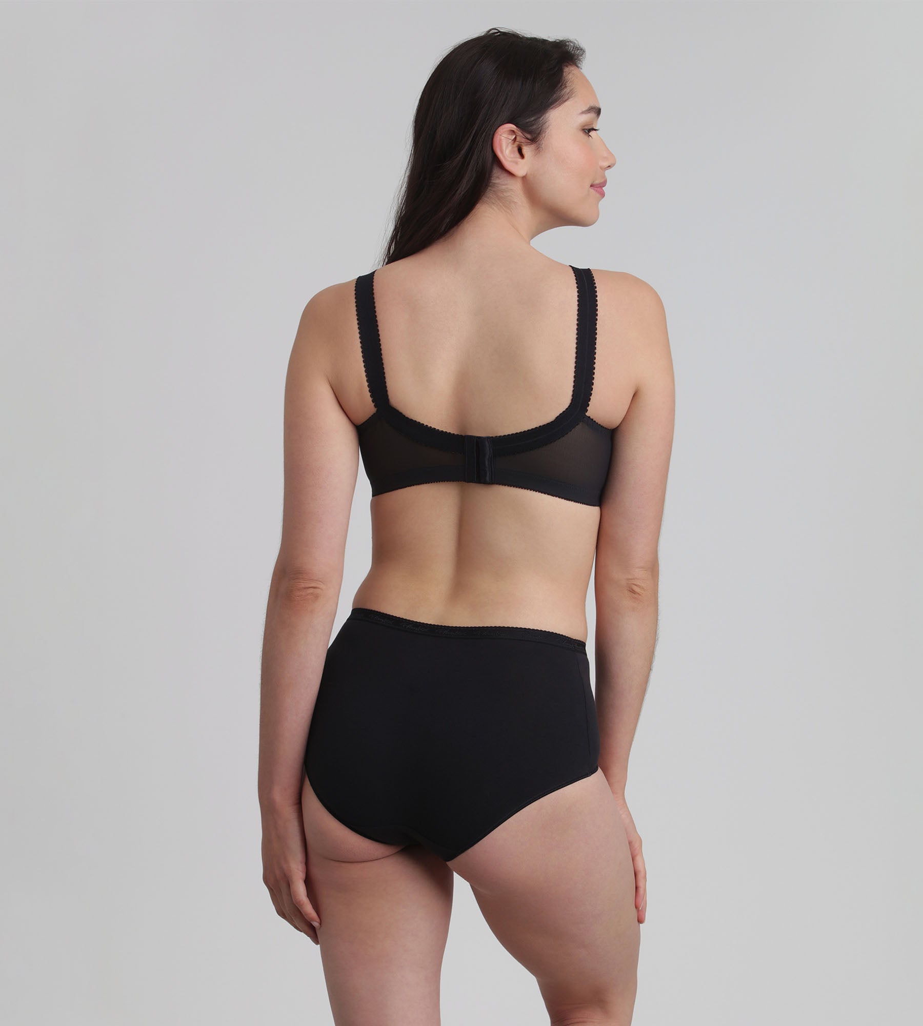 Playtex® Reggiseno senza ferretto nero Criss Cross 556