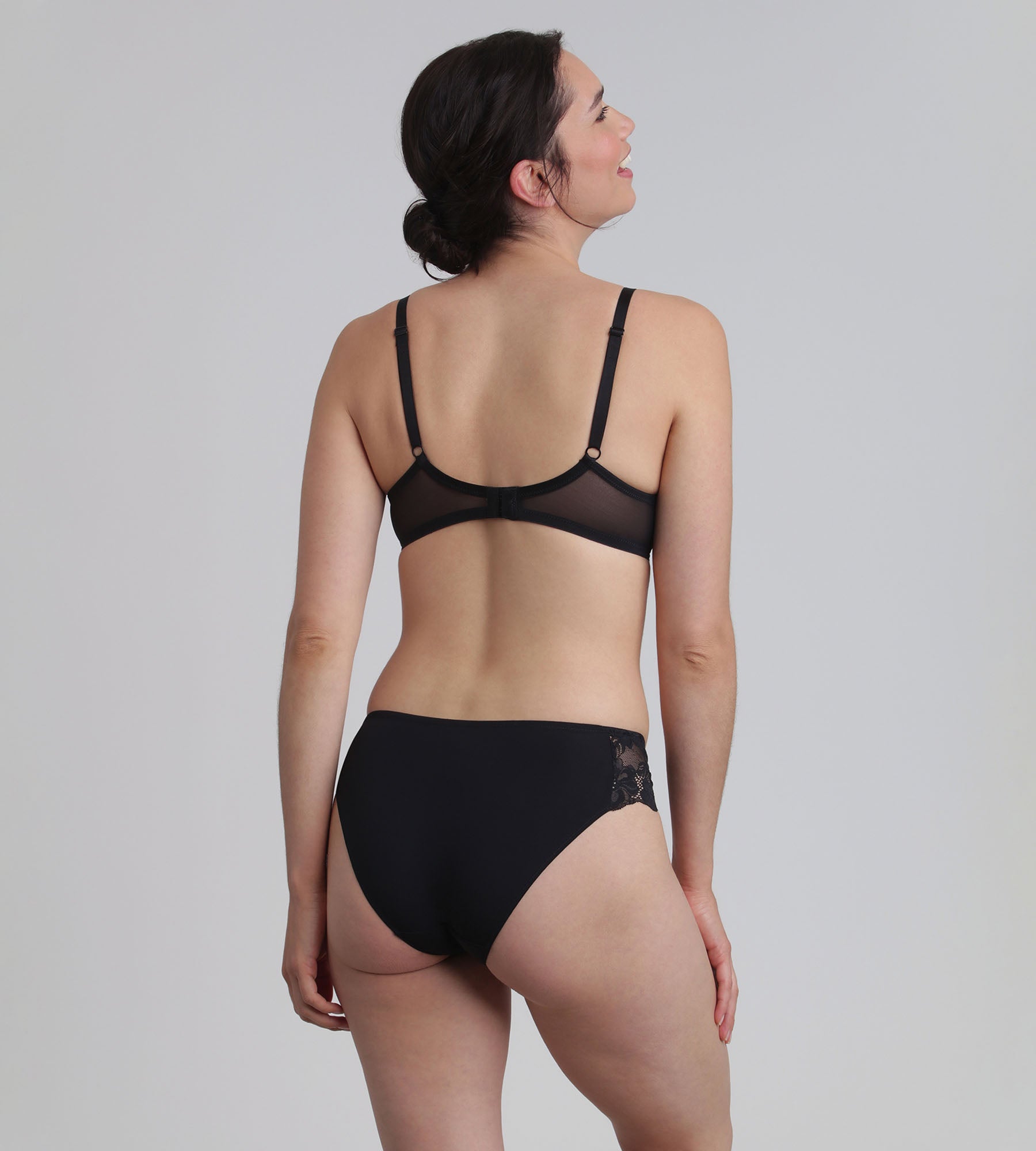 Playtex® Slip mini in pizzo nero Essential Elegance