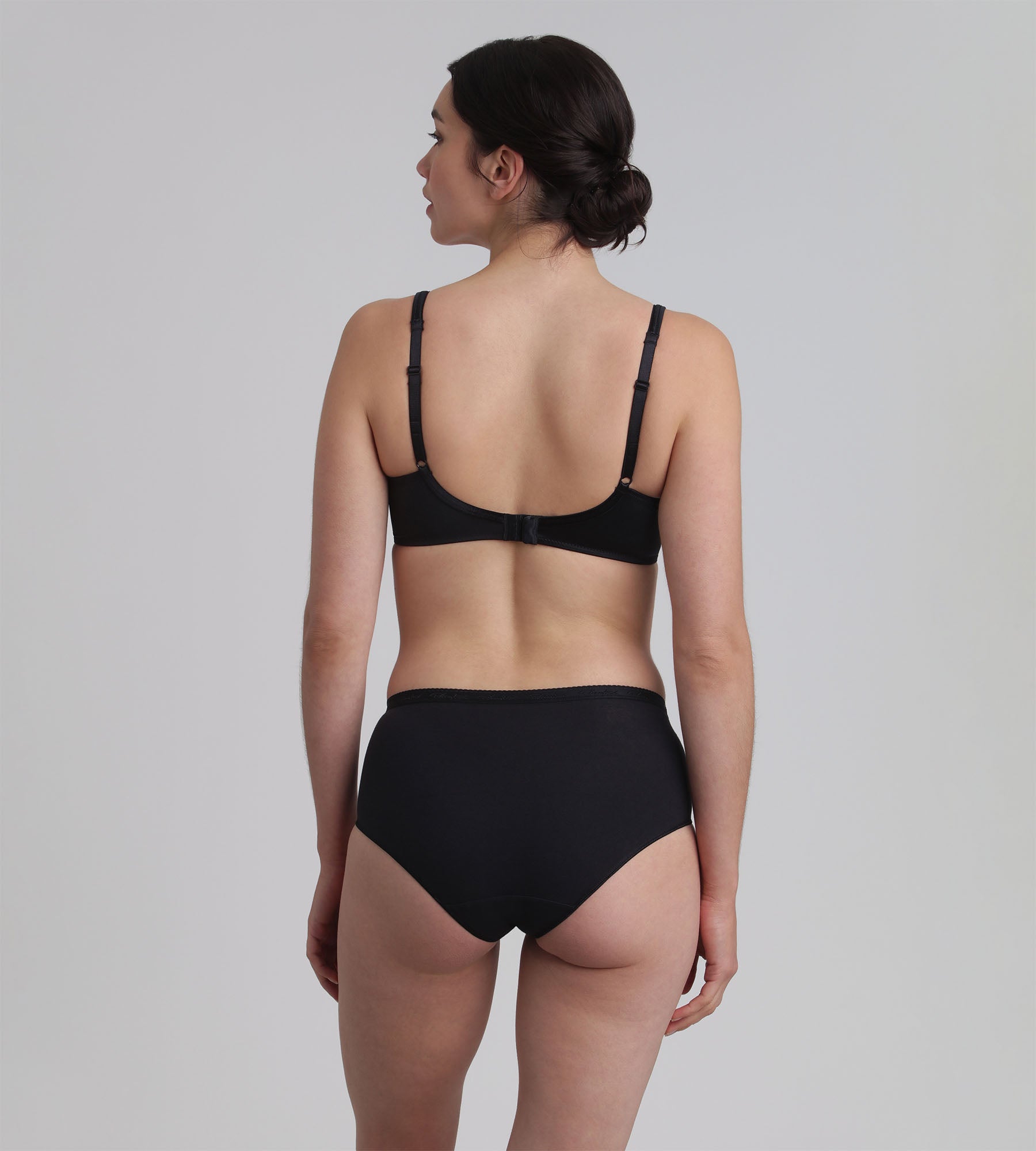 Playtex® Reggiseno con ferretto nero Satiny Micro Support